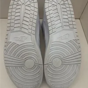 Nike | Shoes | Jordan Mid Triple White Size 1m Gently Used W  display picture 1